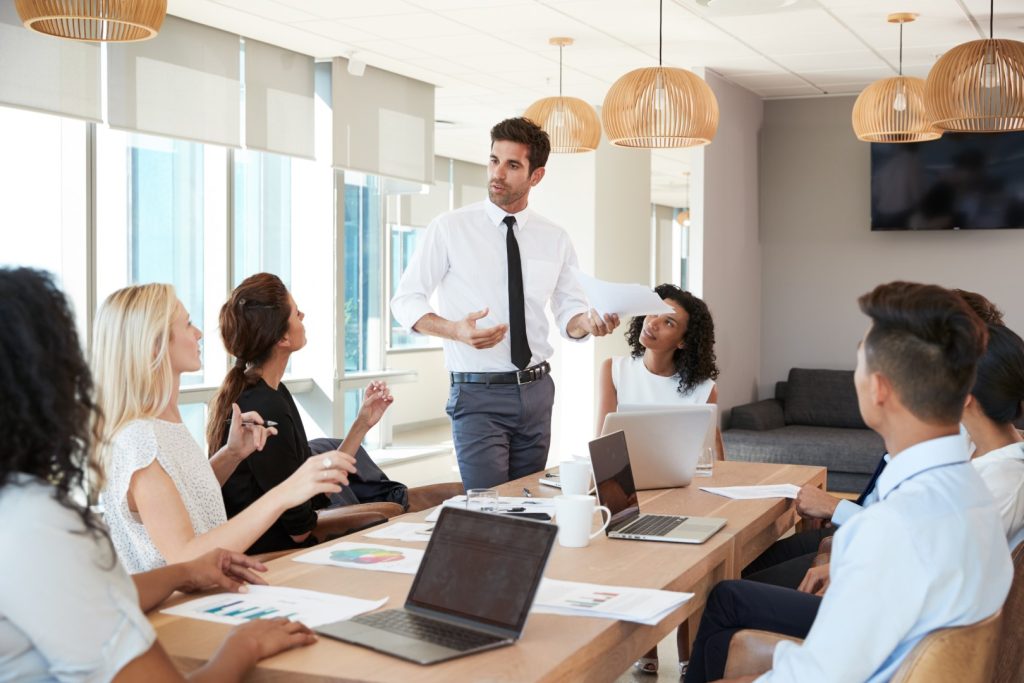 Basi di leadership: Guidare con l'intelligenza emotiva